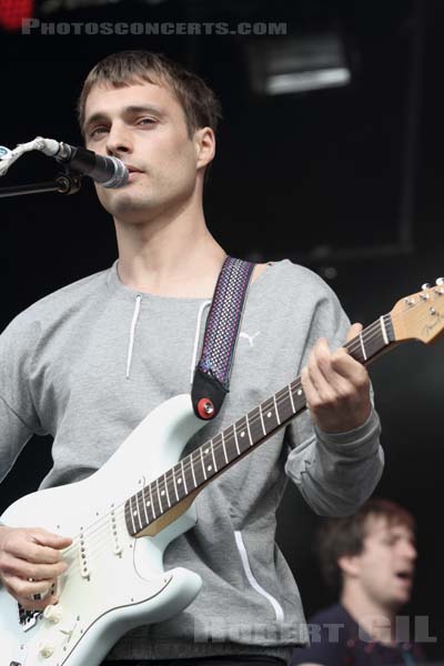 FRANCOIS AND THE ATLAS MOUNTAIN - 2012-07-19 - PARIS - Parvis de l'Hotel de Ville - 